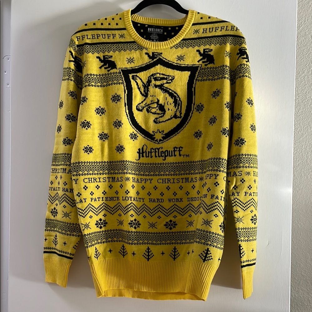 Harry Potter Hufflepuff Yellow Christmas Sweater. Size M.